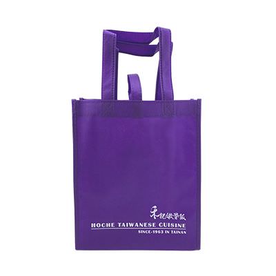 18 BAG 環保袋，國內外五星級飯店認可的專業品質，量身訂製尺寸，客製化 LOGO，各種環保袋、不織布手提袋、宣傳購物袋、收納袋、禮品包裝袋、活動贈品袋、保溫袋、覆膜袋、保冷袋、無紡袋、帆布袋、棉布袋、福袋、束口袋、備品袋、防塵袋